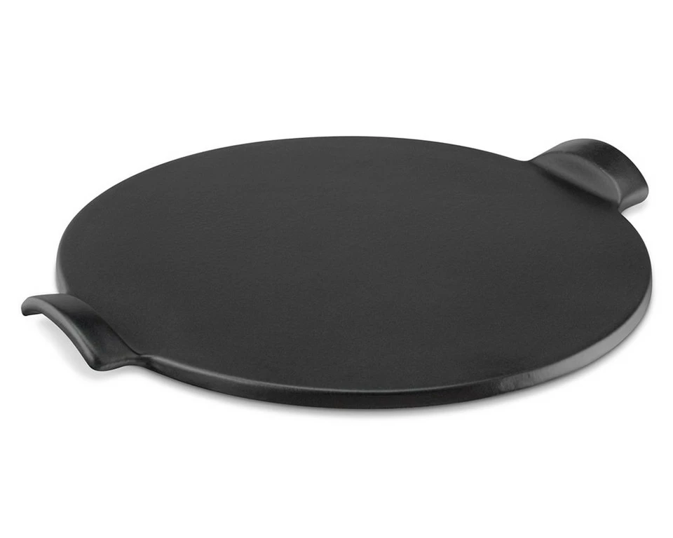 Emile Henry French Ceramic Pizza Stone - Black 4 Emile Henry French Ceramic Pizza Stone - Black - Image 4