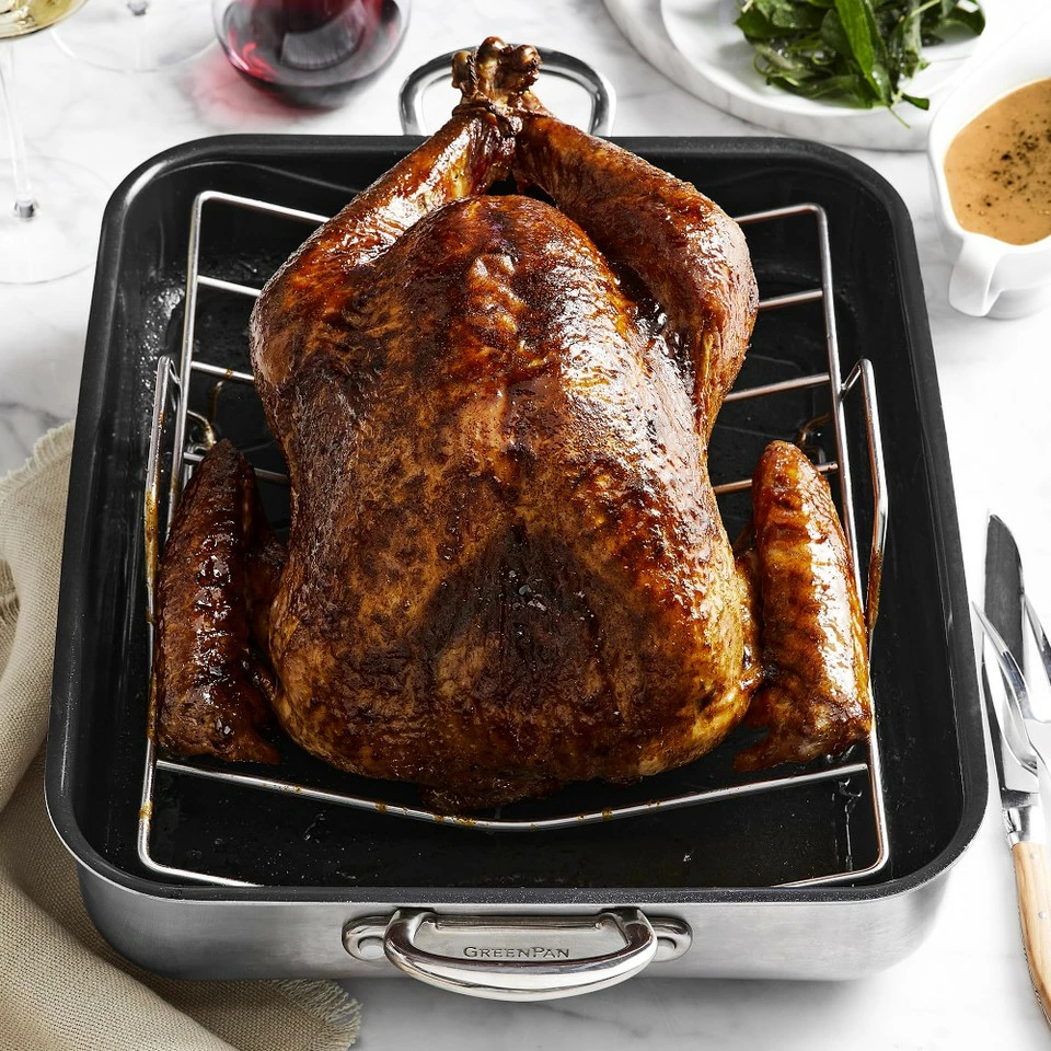 GreenPan™ Premiere Ceramic Non-Stick Roasting Pan, 41 cm 2 GreenPan™ Premiere Ceramic Non-Stick Roasting Pan, 41 cm - Image 2
