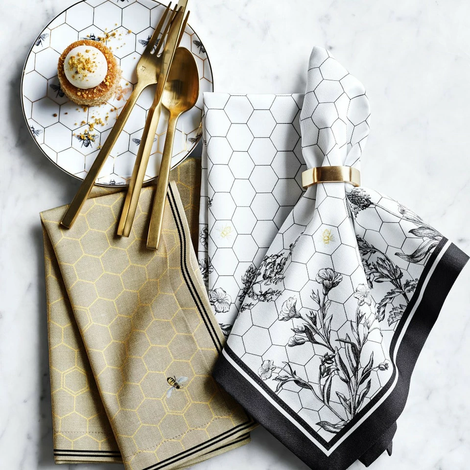 Honeycomb Napkins, Set of 4 4 Honeycomb Napkins, Set of 4 - Image 4