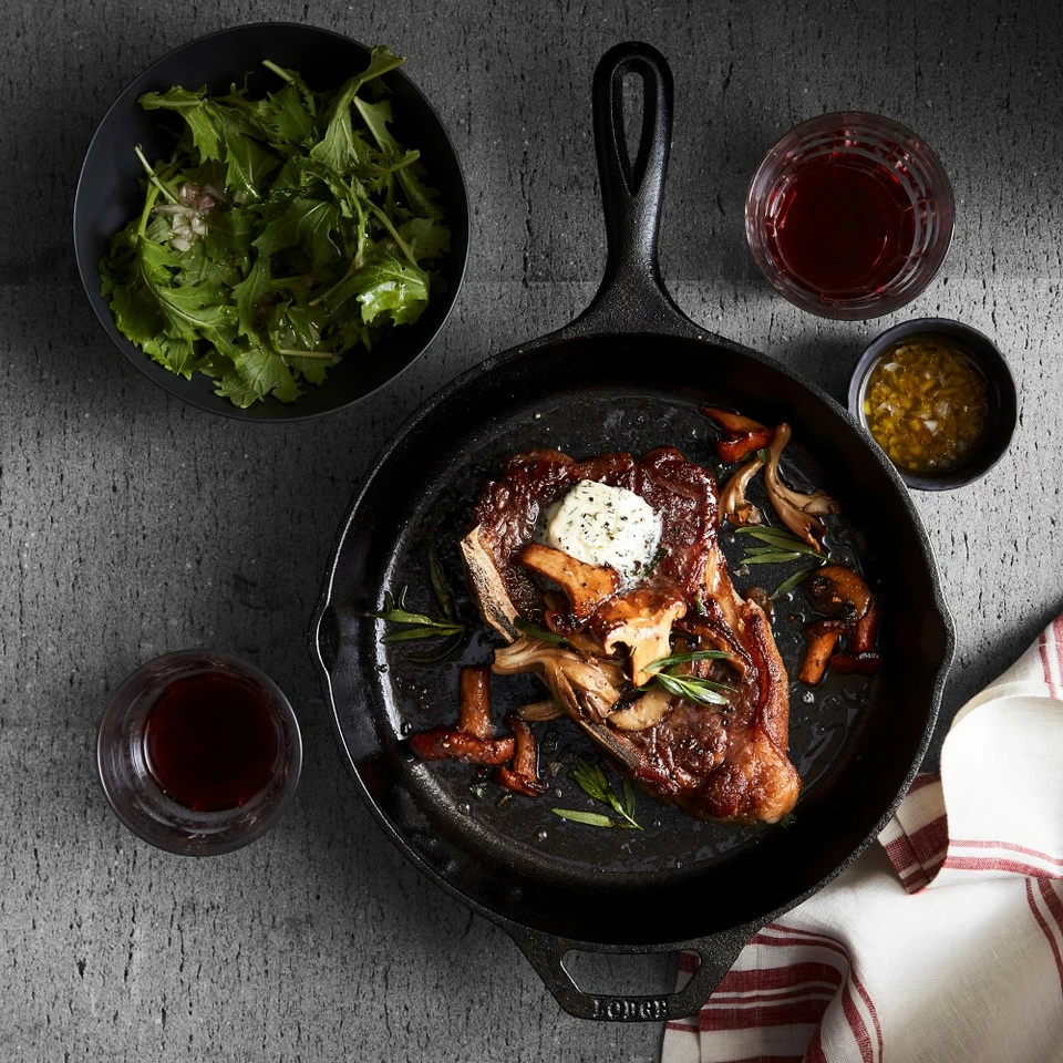 Lodge Round Cast-Iron Fry Pan 7 Lodge Round Cast-Iron Fry Pan - Image 7