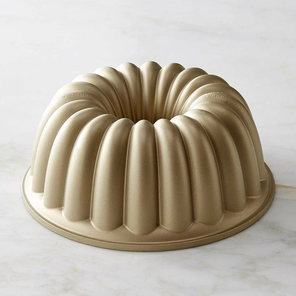Nordic Ware Party Bundt® Cake Pan 2 Nordic Ware Party Bundt® Cake Pan - Image 2