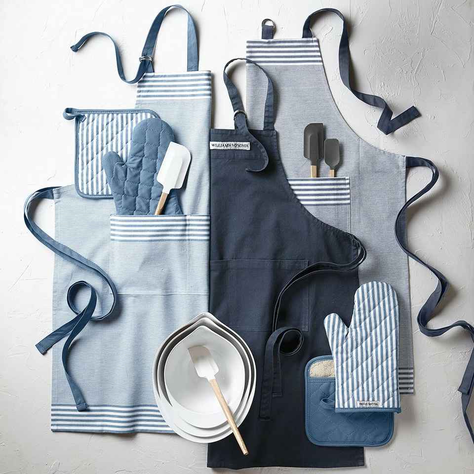 Williams Sonoma Classic Solid Adult & Kid Aprons 3 Williams Sonoma Classic Solid Adult & Kid Aprons - Image 3