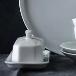 Pillivuyt Covered Butter Dish -Cookware Shop Online pillivuyt covered butter dish 202240 0133 pillivuyt porcelain covered butter dish z