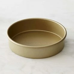 Williams Sonoma Goldtouch® Non-Stick Round Cake Pans