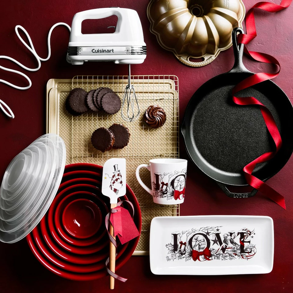 Williams Sonoma Goldtouch® Pro 3-Piece Cookie Set 3 Williams Sonoma Goldtouch® Pro 3-Piece Cookie Set - Image 3