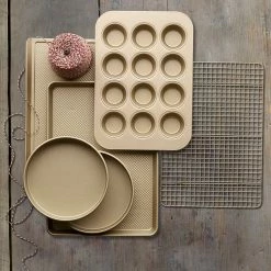 Williams Sonoma Goldtouch® Pro 6-Piece Essential Set -Cookware Shop Online ws goldtouchpro bakeware set 6pc 202038 0217 williams sonoma goldtouch nonstick 6 piece essentials bake z