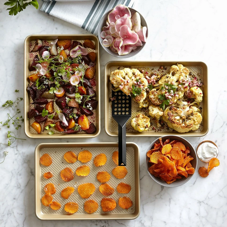 Williams Sonoma Goldtouch® Pro Corrugated Quarter Sheet, Set of 2 3 Williams Sonoma Goldtouch® Pro Corrugated Quarter Sheet, Set of 2 - Image 3