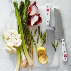 Wüsthof Classic Chef's Knife, White 13 Wüsthof Classic Chef's Knife, White -Cookware Shop Online wusthof classic chefs knife white 202222 0002 wusthof classic 7 santoku knife white z